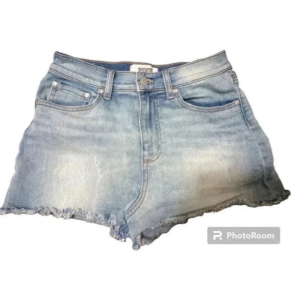 Pink Victoria's Secret Jeans Shorts Denim Distressed Raw Hem High‎ Rise Size 6 - Picture 1 of 5
